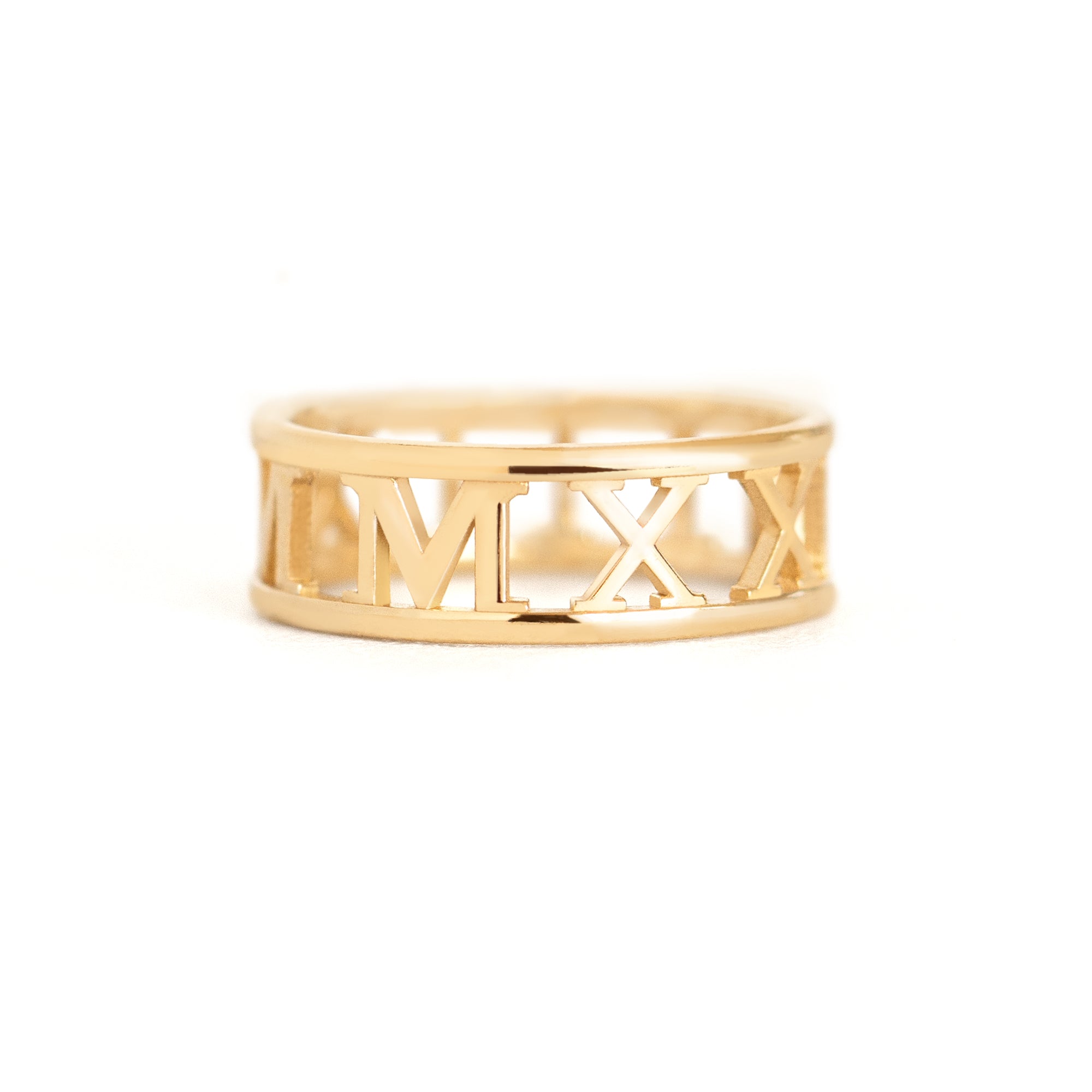 The Roman Numeral Band is a perfect gift for birthday, anniversary or graduation. This personalized band can also be a great wedding band. It comes in 4.5mm and 6mm widths, ensuring a perfect match for our settings. 