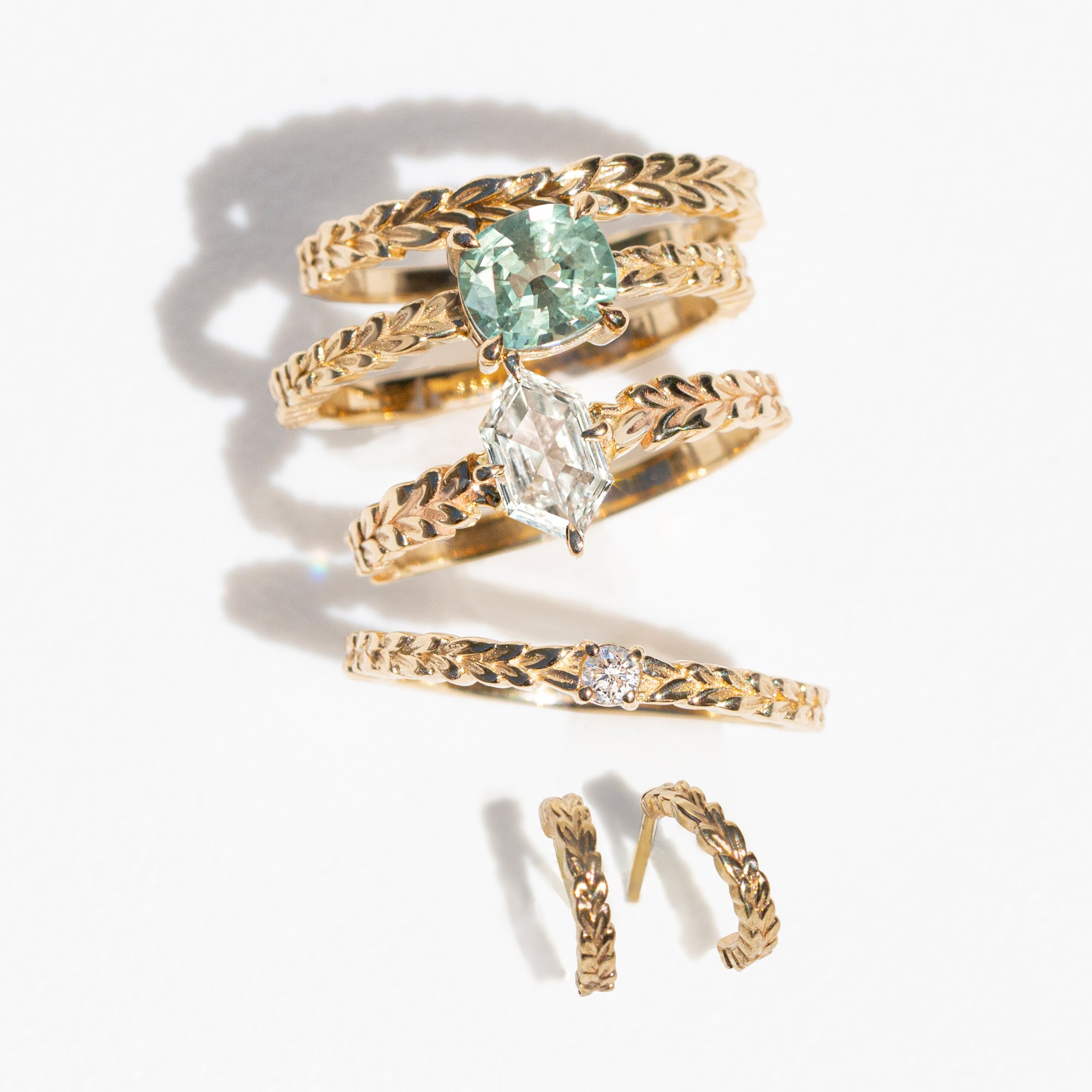 Add effortless elegance to your everyday style with the Meadow Diamond Ring. The intricate Meadow pattern exudes sophistication, making it a perfect choice for both casual and formal occasions. Elevate your look with this beautiful and versatile piece, perfect as a delicate engagement ring or as a complement to your wedding band.
